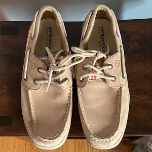 Girls Sperry Intrepid loafers